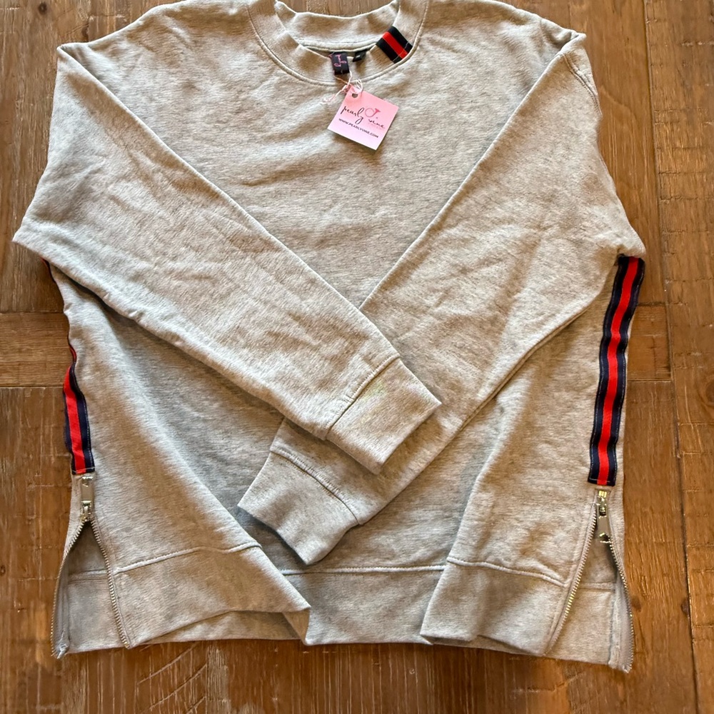 Women's Pearly Vine Gray Side Zip Sweatshirt M NWT